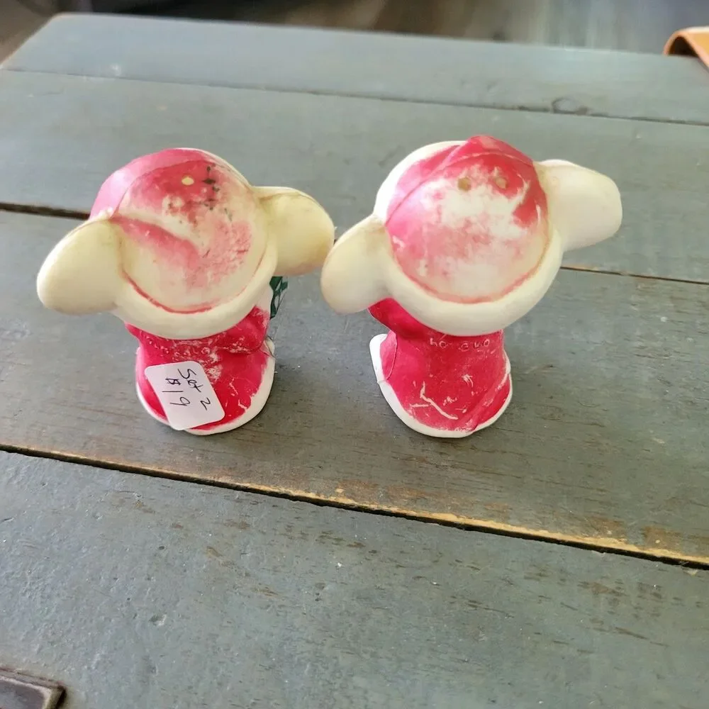 Set of 2 White Christmas Mice, Ceramic Japan RB, Vintage / Mid-Century salt and